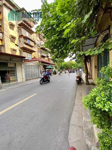 Bán Nhà Phố Vạn Bảo 53,6m2 x 2 tầng, phân lô ô tô, ngõ thông,chủ nhà xác định bán đất, giá đầu tư