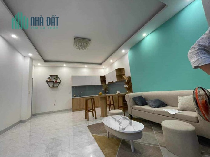 Hùng Vương, gần Big C, gần chợ Cồn, Thanh Khê, Đà Nẵng.

Nhà đẹp kiệt 3m đường Hùng Vương, Thanh
