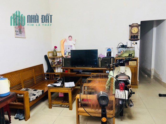 BÁN ĐẤT TẶNG NHÀ, MẶT TIỀN VỊ TRÍ KINH DOANH TRUNG TÂM SƠN TRÀ.