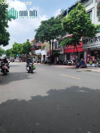 Bán nhà Sài Đồng, nhỉnh 9 tỷ, 120m2*4 tầng, ngõ ô tô, sát Vinhomes