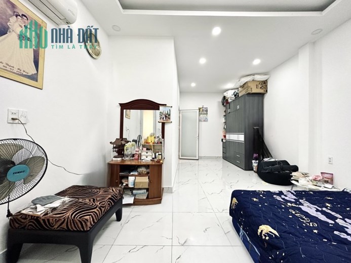 ĐIỆN BIÊN PHỦ + ĐINH BỘ LĨNH P15, BÌNH THẠNH - 83M2 (4.9x18) - 3 TẦNG ĐẸP - 7 PHÒNG - 7.8 TỶ