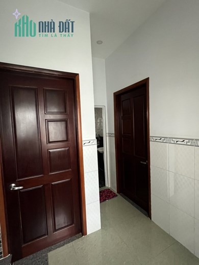 6.3 tỷ- 96m2- Rộng 8m- 4 tầng - Ô tô đến nhà-Nguyễn Duy Trinh-Quận 2.