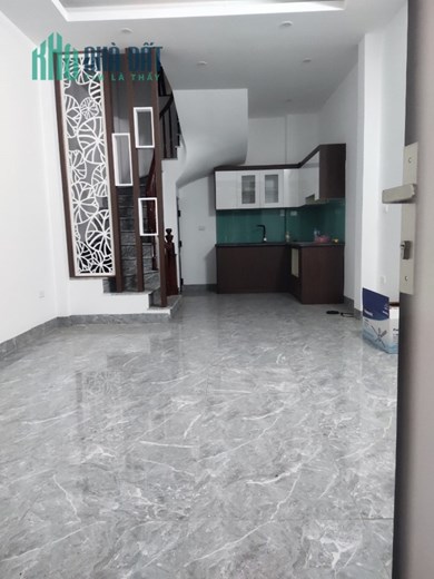 Bán nhà ngõ 181 phố Quan Nhân dt 35 m2 x 5 t mới tinh giá bán 4,15 tỷ