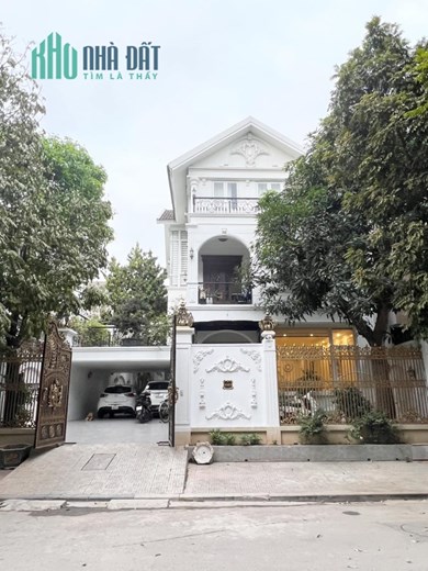 Cần bán nhanh BThu Văn Quán, Hà Đông, Siêu Vip, vị trí số 1: 220m2, mtien 10m, quanh 30 tỷ