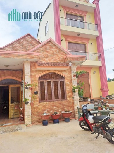 BÁN GẦN 686M2 ĐẤT NGANG 16M - TẶNG 2 NHÀ CHO KHÁCH - GIÁ CỰC RẺ CHỈ HƠN 20TR/M2