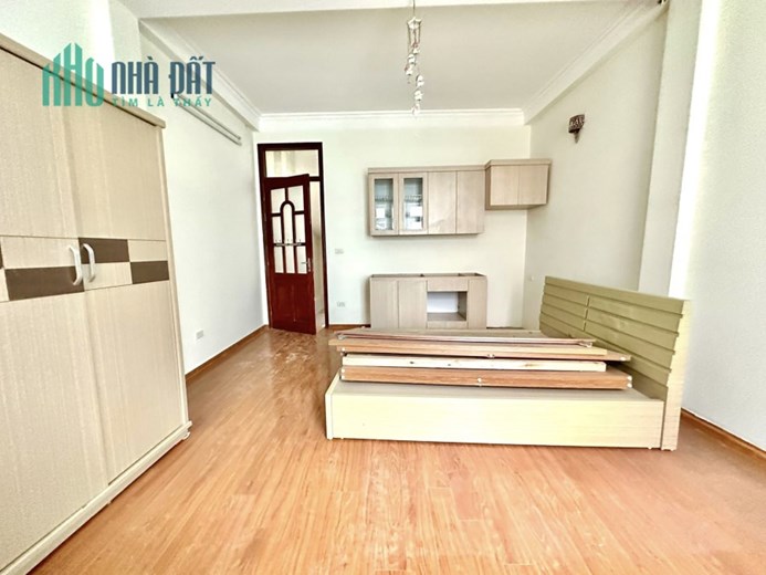 THẬT 99%!!! Kiếm đâu ra hộ khẩu Cầu Giấy, Yên Hòa, 42m2  chỉ Nhỉnh 5 Tỷ