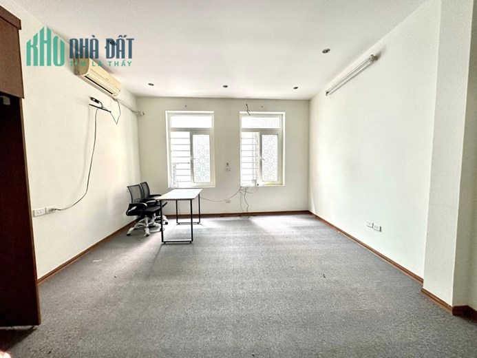 THẬT 99%!!! Kiếm đâu ra hộ khẩu Cầu Giấy, Yên Hòa, 42m2  chỉ Nhỉnh 5 Tỷ