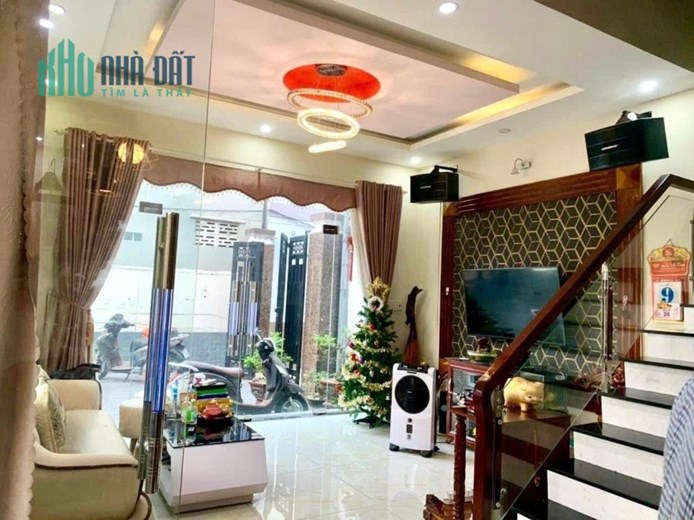 Bán nhà Hoàng Diệu 2 Linh Trung 85m 8.3 x 12 - 4 tầng  sân đậu ô tô một đời chủ