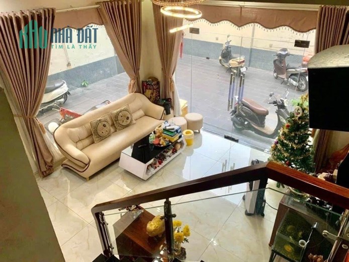 Bán nhà Hoàng Diệu 2 Linh Trung 85m 8.3 x 12 - 4 tầng  sân đậu ô tô một đời chủ
