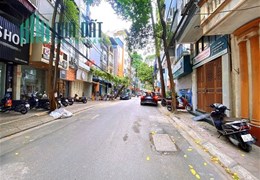 Bán nhà cấp 4 Phố Trần Hữu Tước 51m2 mt: 4.3m hơn 4 tỷ.