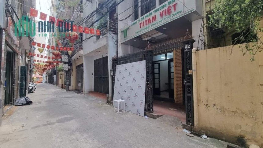 CHÍNH CHỦ CẦN BÁN NHÀ 4 TẦNG NGUYỄN KHANG, CẦU GIẤY - DIỆN TÍCH 67M2 X 4.3M - PHÂN LÔ - Ô TÔ TRÁNH