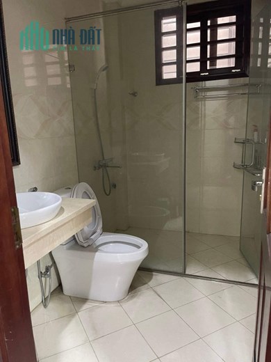 Cắt lỗ 1 tỷ Liền kề  KDT Linh Đàm, 78m2 sổ đỏ, mặt tiền 6m, view vườn hoa, giá rẻ 12.8 tỷ