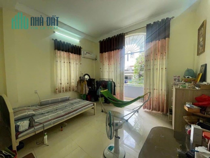 +Quận 10-Hẻm VIP nhất Thành Thái-Ô tô vào nhà-54m2 vuông vức-4 tầng-Hoàn công đủ-Nhỉnh 10 tỷ