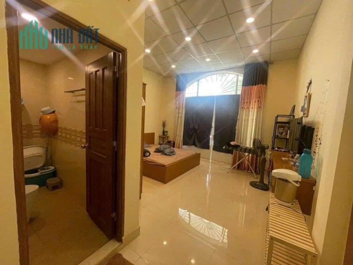 +Quận 10-Hẻm VIP nhất Thành Thái-Ô tô vào nhà-54m2 vuông vức-4 tầng-Hoàn công đủ-Nhỉnh 10 tỷ