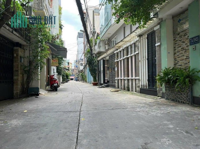+Quận 10-Hẻm VIP nhất Thành Thái-Ô tô vào nhà-54m2 vuông vức-4 tầng-Hoàn công đủ-Nhỉnh 10 tỷ