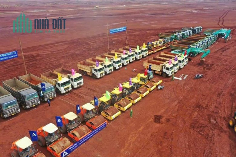 Bán 2 hecta đất vuông vứt tại sân bay Long Thành,sổ đỏ công chứng ngay,Lh 0907753508