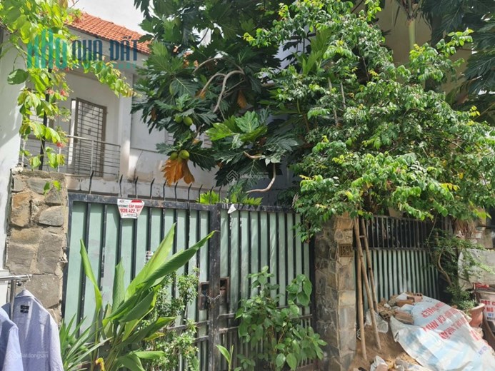 Bán nhà nát hẻm 1135, Huỳnh Tấn Phát, Q7