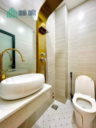 Bán Em Siêu Phẩm Dương Quảng Hàm Gò Vấp 3 Tầng Hẻm Xe Hơi 5 Tỷ 7