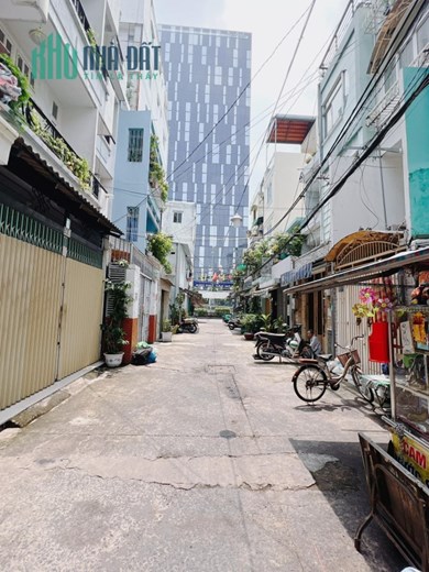 NHÀ ĐOÀN VĂN BƠ, Q.4, HẼM 5M, 25M2, 3 TẦNG, 4.5  TỶ.