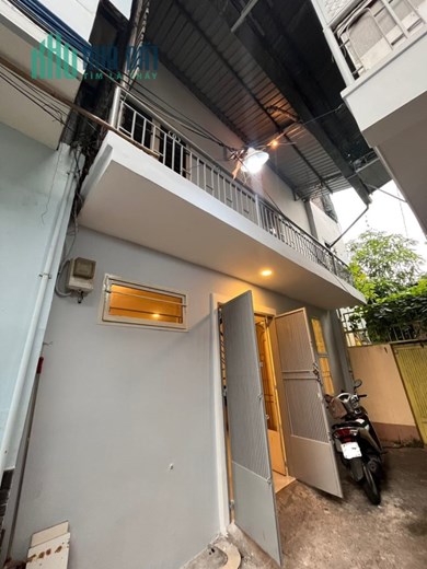 NHÀ ĐOÀN VĂN BƠ, Q.4, HẼM 3M, 24.2M2, 3 TẦNG, 3.5 TỶ.