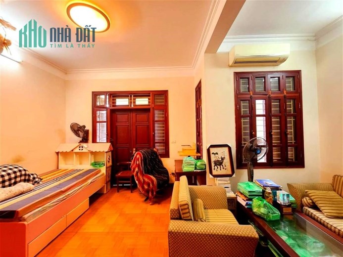 Bán Nhà Đại Từ - Hoàng Mai, D.Tích 100m2, 4 Tầng, MT Rộng, Giá 9.35 tỷ