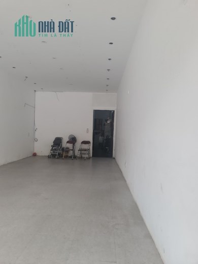 Cho thuê nhà 3 tầng tại Phố Mê Linh, Vĩnh Yên, Vĩnh Phúc.90m2, giá 20tr/tháng.