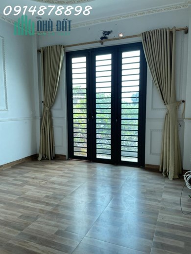 Chào bán nhà bên hồ Tp Nam Định