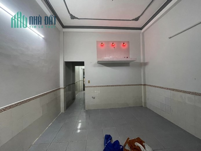 Bán nhà 2 tầng 2PN, 35m2, Trương Phước Phan, Bình Trị Đông, Bình Tân, chỉ 3.2 tỷ TL