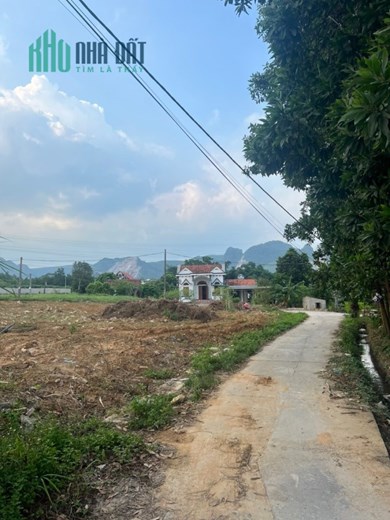E cần ra đi 11 lô liền kề tại Thôn Làng, xã Thống Nhất, TP. Hạ Long