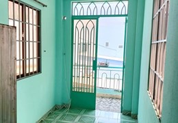Nhà nhỏ 3 tầng hẻm thẳng đường Nguyễn Duy P9Q8 - Giá 1.5 Tỷ