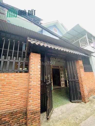 Nhà chính chủ cần tìm chủ mới. Nhà SHR 1 trệt 2 lầu, khu Trung Chánh, Hóc Môn