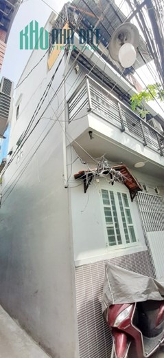Cho thuê NNC 3 tầng đường Âu Dương Lân P1Q8. Giá 10 triệu