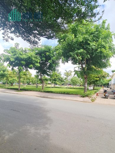 Nhà mặt tiền đường NB khu Cao Lỗ P4 Q8 - 11 Tỷ 900 Triệu