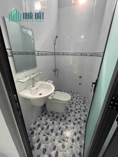 bán nhà mặt tiền đường phạm văn hy trung tâm đất đỏ
