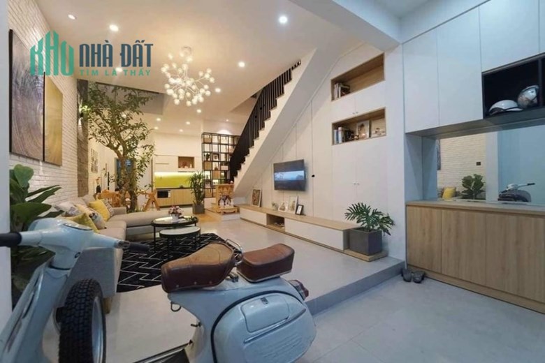 Bán nhà Cát Linh 38m2 x 4 tầng, hiện đại ở luôn, giá bán 4,8 tỷ