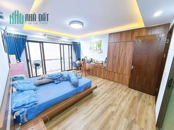 Cần bán nhà phố Tôn Đức Thắng 45m2 đẹp hiếm giá nhỉnh 4 tỷ - gần ngã 6 Ô Chợ Dừa