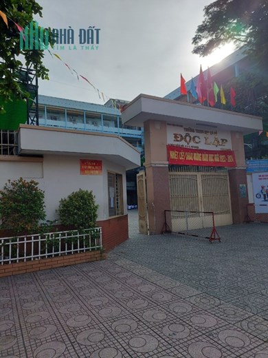 Nhà Phú Nhuận, Thích Quảng Đức, 30m2, 3 tầng mới tinh, vào ở ngay