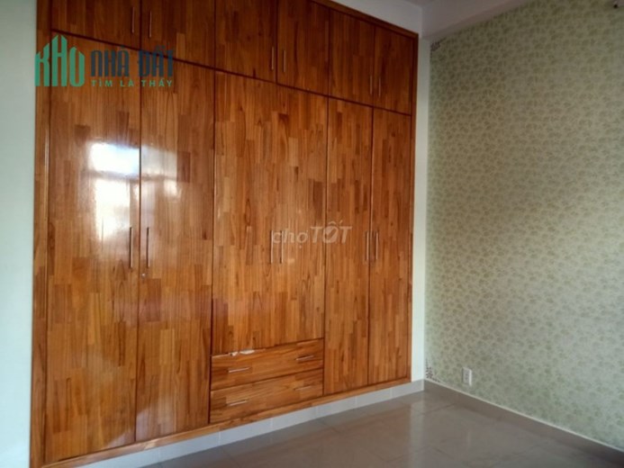 Cho thuê Nhà mặt tiền 3 tầng đường 5m5, 230m2, 3 phòng ngủ, đường Đỗ Xuân Hợp, An Hải Bắc, Sơn Trà,