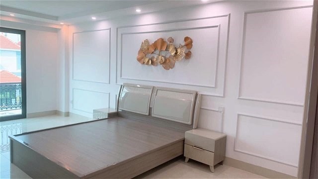 Bán  Nhà ngõ 48  Ngô Gia Long Biên  Tự 52m2x6tx4m giá  8.8 tỷ có gara