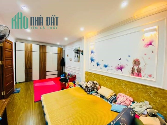 Nhà đẹp Xuân Thủy Cầu Giấy gần phố, ở ngay 5 tầng, Mt 5m giá 6.6 tỷ 0343564283