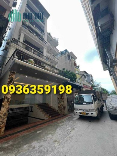 bán gấp một vài Tòa nhà Căn Hộ Cao Cấp Lạc Long Quân Bưởi Ba Đình Tây Hồ DT 130 m2 giá 50.5 tỷ