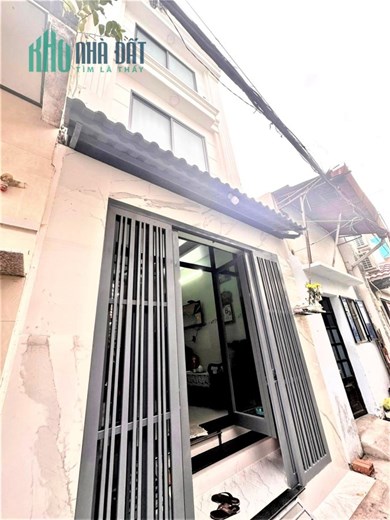 Chỉ 2.3 tỷ TL, nhà 2 tầng, 26m2 shr, Lý Chiêu Hoàng, Quận 6, gần Võ Văn Kiệt, Giáp Q8