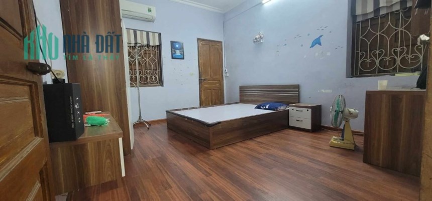 NHÀ CÁCH MẶT PHỐ KIM NGƯU 30M, HỘ KHẨU HAI BÀ TRƯNG, TIỆN ÍCH KHỎI BÀN. LÔ GÓC 2 THOÁNG. #30M 3