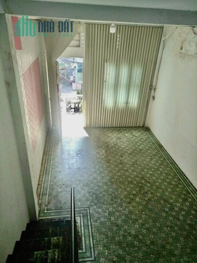 Cách mạng tháng 8 - HXH -Hẻm kinh doanh - sát mặt tiền - giá chỉ 4,8 tỷ