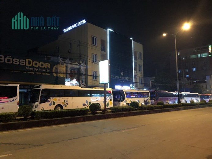 Cần bán hoặc cho thuê Khách sạn Thanh phúc , 242 Lý Thường Kiệt , Phường Đồng Phú , Tp Đồng Hới