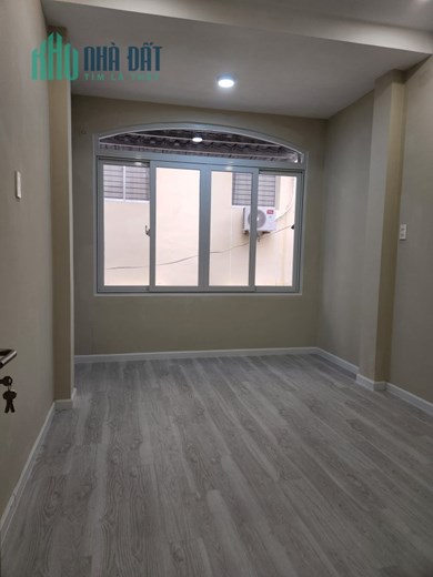 NHÀ NGUYỄN THIỆN THUẬT- DIỆN TÍCH 3.06X 9.2 - BÀN CỜ TRUNG TÂM QUẬN 3 CHỈ 4.5 TỶ.