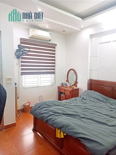 Bán nhà ngõ 46 Lạch Tray, diện tích 46m 3 tầng GIÁ 2.2 tỉ dân đang ở