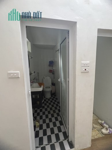 Cho thuê nhà riêng tại Hoàng Hoa Thám Tây Hồ 20m2