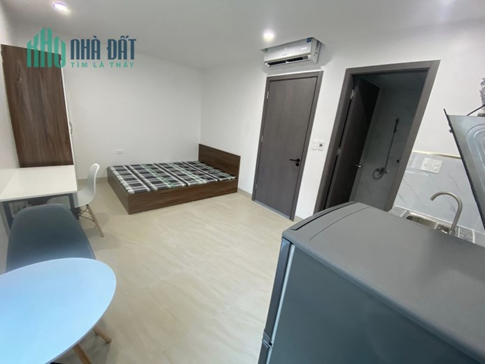 BÁN CCMN TRẦN BÌNH  - 7 TẦNG - THANG MÁY - Ô TÔ ĐỖ CỬA - DÒNG TIỀN ỔN ĐỊNH - CON GÀ ĐẺ TRỨNG VÀNG