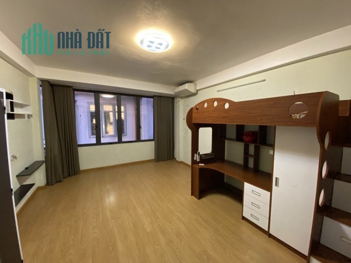Bán nhà 4 tầng Thạch Bàn,Long Biên,36m2 ,Mt 4.4m giá tốt nhỉnh 2 tỷ